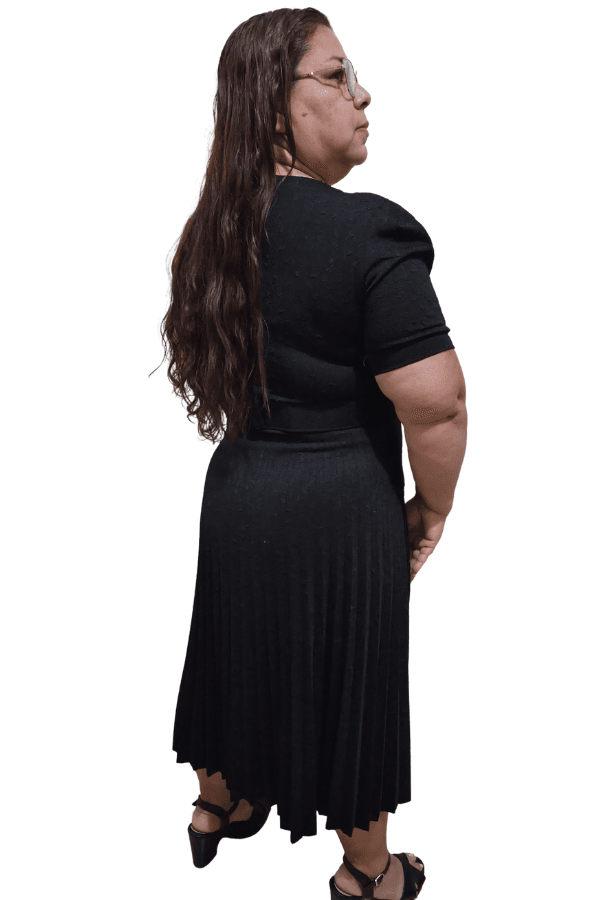 Vestido Elisa Midi Preto Lateral